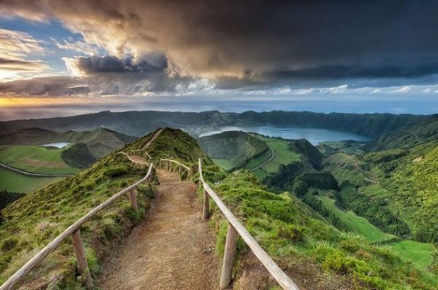 The Long Road To Nowhere©